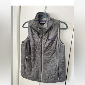 Women’s Patagonia gray Nano Puffer Vest Large